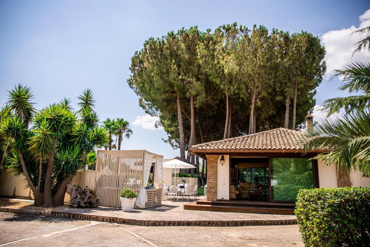 Canicattì Villa Laoconte Piscina, Jacuzzi E Biliardo מראה חיצוני תמונה