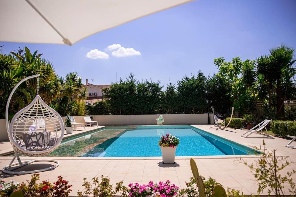 Canicattì Villa Laoconte Piscina, Jacuzzi E Biliardo מראה חיצוני תמונה